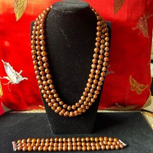 Vintage brown dyed baroque/ freshwater pearls. Necklace and bracelet set.